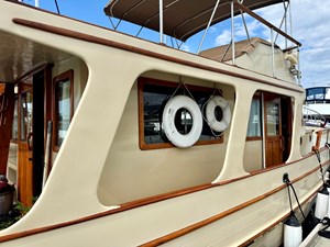 MARINE TRADER EUROPA 30 