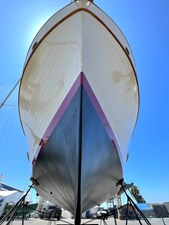 MARINE TRADER EUROPA 33 