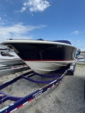 Chris-Craft Launch 28 2013 10