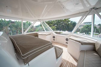 Flybridge 13