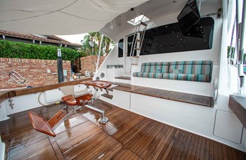 Cockpit 1