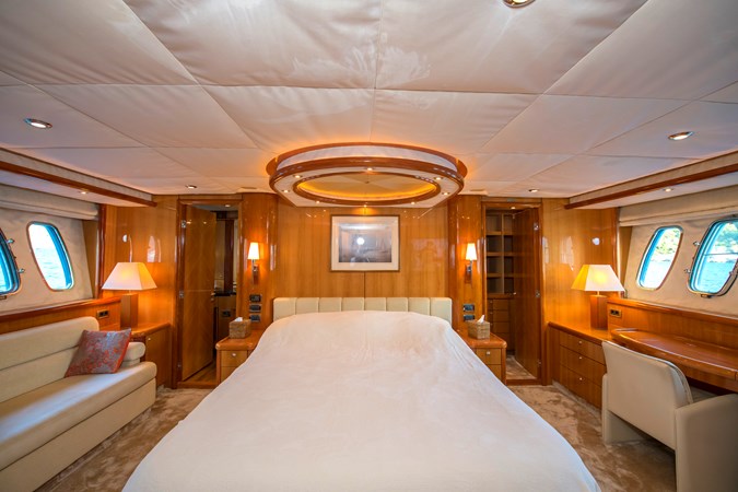 Sunseeker 82Y Basya Nicoli Master Cabin