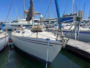 POINTE CLE 0 1985 CATALINA 30 SLOOP