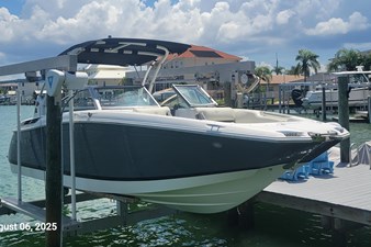 . 0 26 ft 2018 Cobalt 26SD