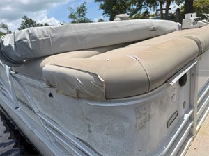 24' Berkshire 2019  STS 2.75  5 