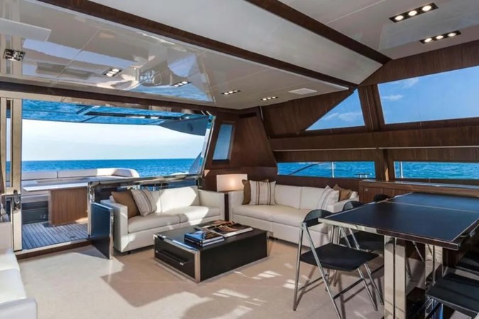 2017-riva-88-domino-super-Saloon