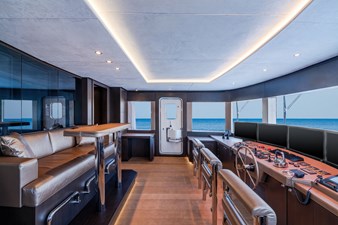 E Series 125 Hargrave Superyachts 22 Pilothouse