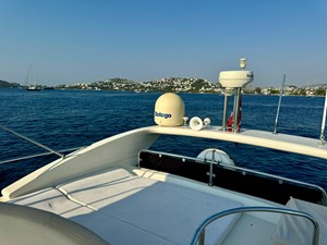 AZIMUT 46 9