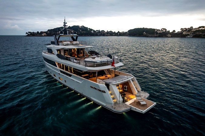 EBYSHINE - Yacht zu verkaufen