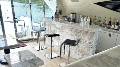 bar