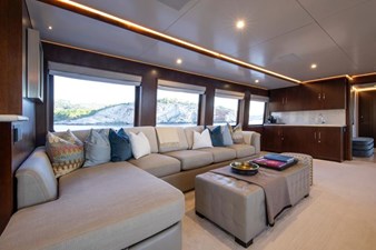 Lady Nora 30