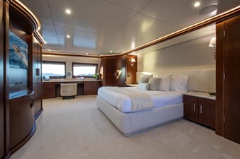 Lady Nora 8