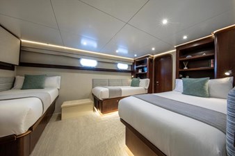Lady Nora 17