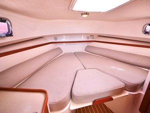 ABLE II 23 Vee Berth w Filler 