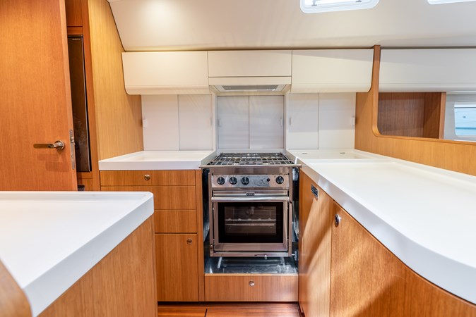 INVICTUS - Yacht for sale