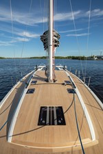 Invictus 9 
