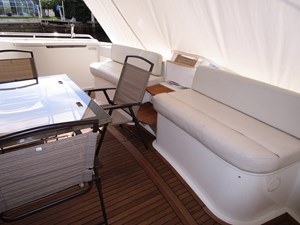 PRETTY LADY 33 Aft Deck  