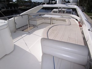 PRETTY LADY 41 Flybridge Looking Aft  