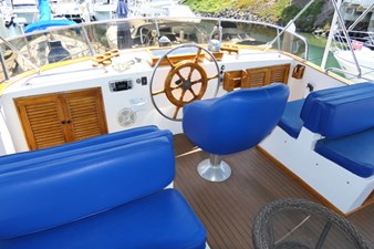 LOVE U 2 56 Flybridge Fwd