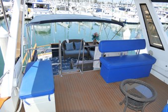 LOVE U 2 60 Flybridge Aft