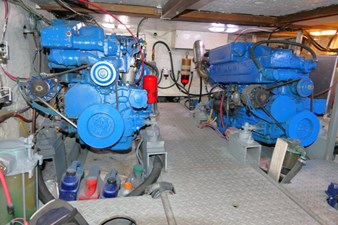 LOVE U 2 62 Engine Room Aft