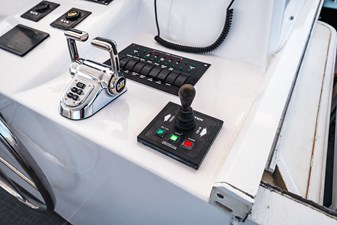 GRACE 61 Helm Detail  