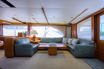 Salon to Starboard  