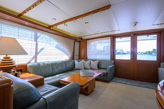 Salon Looking Aft  
