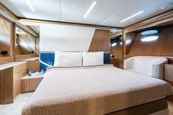SG 22 VIP cabin