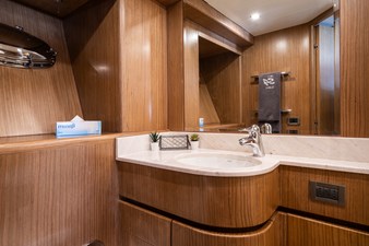 SG 24 VIP cabin ensuite