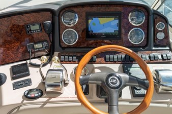 Sea Ray 420 Sundancer 17 