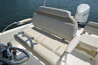 Helm Seat