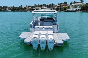 AVIARA AV40 OB 1 EXTERIOR VIEW
