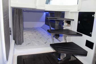 AVIARA AV40 OB 18 DOUBLE CABIN
