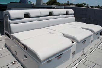 AVIARA AV40 OB 33 AFT SEEATING STORAGE