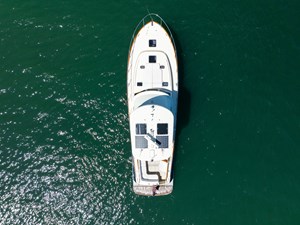 BAREFOOT 5 2014 Hinckley Talaria 48 BAREFOOT