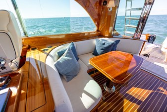 BAREFOOT 45 2014 Hinckley Talaria 48 BAREFOOT