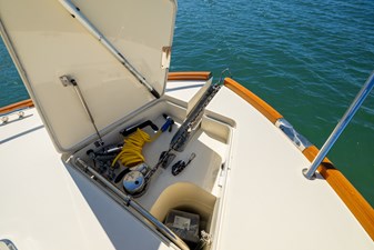 BAREFOOT 15 2014 Hinckley Talaria 48 BAREFOOT