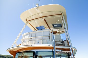 BAREFOOT 22 2014 Hinckley Talaria 48 BAREFOOT