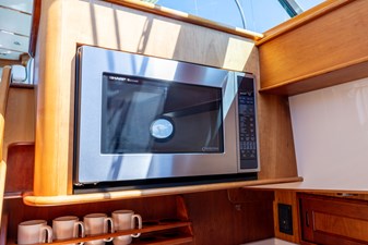 BAREFOOT 56 2014 Hinckley Talaria 48 BAREFOOT
