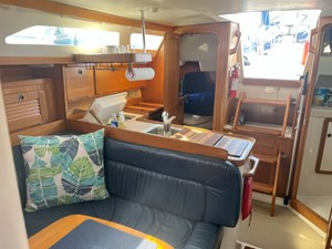HAKUNA MATATA 4 Salon looking aft