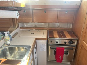 HAKUNA MATATA 5 Galley