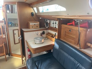 HAKUNA MATATA 13 Navigation station