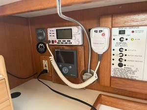 HAKUNA MATATA 15 VHF Radio