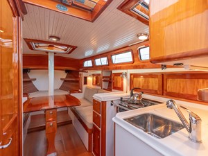 BOADICEA 16 Companionway View