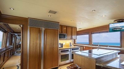 TRUE NORTH 8 