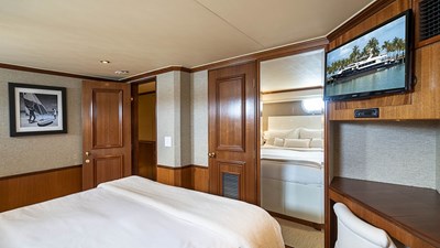 TRUE NORTH 16 