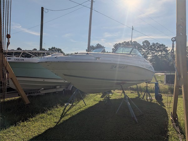 21' SEA RAY 2001 205