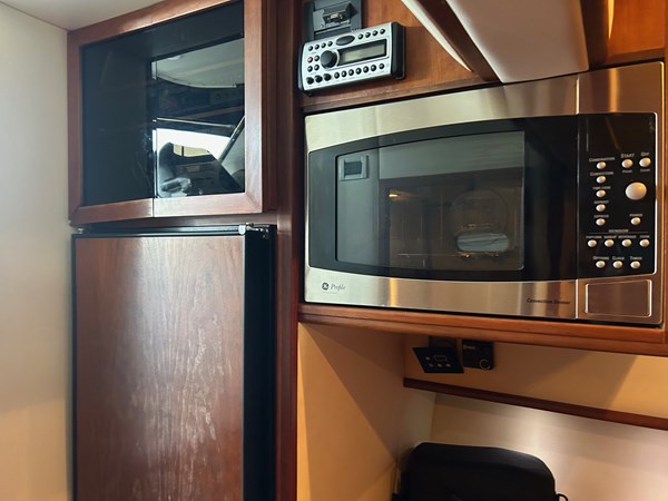 Microwave/Refrigerator