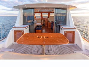 Aft Deck to Salon